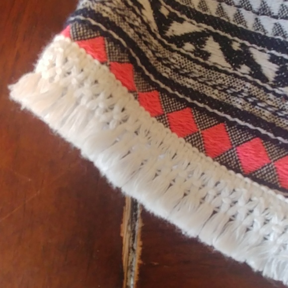 Shorts make a offer - Picture 3 of 4